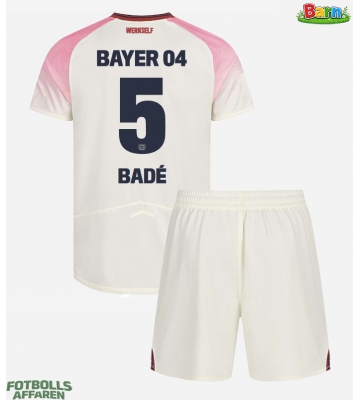 Bayer Leverkusen Loic Bade #5 Bortaställ Barn 2025-26 Kortärmad (+ Korta byxor)